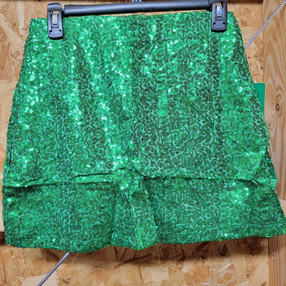 Tipsy Elves NWT Green Sequin Mini Skirt Womans Sizes Small‎ & 1X